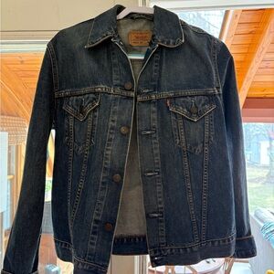 Levi's Dark Blue Denim Jacket - women's Classic Trucker